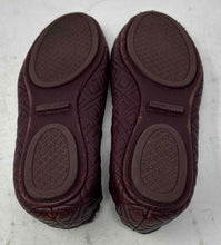 Load image into Gallery viewer, Authentic Tory Burch Womens Burgundy Slip-On Ballet Flats Size 8M Damaged
