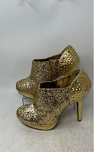 Load image into Gallery viewer, Bongo Womens Gold Tone With Glitter Stiletto Heel Ankle Booties Size 10

