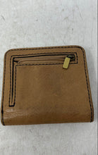 Load image into Gallery viewer, Fossil Mens Brown White Leather Zipper Pocket Lined Bifold Wallet
