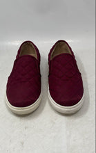 Load image into Gallery viewer, Steve Madden Womens Ecntrcqt Red Quilted Round Toe Slip-On Sneaker Shoes Size 6M
