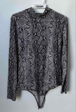 Load image into Gallery viewer, Fashion Nova Womens Black Gray Snakeskin Print One-Piece Bodysuit Size XL
