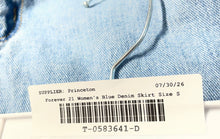 Load image into Gallery viewer, Forever 21 Womens Blue Cotton Denim Light Wash Pockets Mini Skirt Size Small
