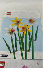 Load image into Gallery viewer, Lot Of 3 Pcs Assorted Lego Large Print Mixed Instruction Manuals For Age 3+
