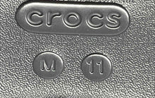 Load image into Gallery viewer, Crocs Mens Black Cushioned Lightweight Closed-Toe Slip-On Clog Shoes Size 11

