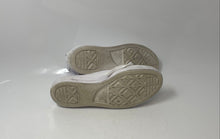 Load image into Gallery viewer, Converse Mens Chuck Taylor All Star White Leather Lace-Up Sneaker Shoes Size 4
