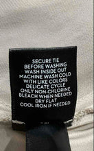 Load image into Gallery viewer, Authentic Simply Vera Vera Wang Womens Beige Snap Utility Vest Size L With Tag
