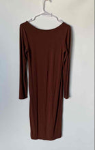Load image into Gallery viewer, Forever 21 Womens Brown Long Sleeve Round Neck Pullover Midi Dress Size M
