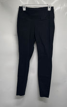 Load image into Gallery viewer, Worthington Womens Black Flat Front Skinny Leg Pull-On Ankle Pants Size 8

