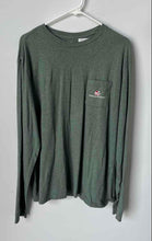 Load image into Gallery viewer, Vineyard Vines Mens Green Long Sleeve Crew Neck Pullover T-Shirt Size Medium
