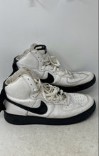 Load image into Gallery viewer, Nike Mens Air Force 1 High 306351-101 White Black Lace-Up Sneaker Shoes Size 12
