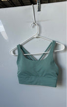 Load image into Gallery viewer, Lululemon Womens Green Sleeveless Activewear Pullover Sports Bra Size 8
