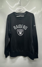 Load image into Gallery viewer, Nike Mens Black NFL Las Vegas Raiders Therma-Fit Pullover Sweatshirt Size L
