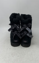 Load image into Gallery viewer, Ugg Womens Bailey Bow II Black Round Toe Snow Boot Size 4
