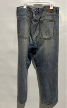 Load image into Gallery viewer, Sean John Mens Blue Denim Garvey Loose Fit Straight Leg Jeans Size W34xL30
