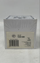 Load image into Gallery viewer, Turner Licensing MLB New York Yankees Baseball Paper Note Team Cube
