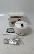 Load image into Gallery viewer, Yuutrack K9 Portrait &amp; Landscape Modes Smart Tracking Phone Holder Untested
