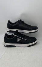 Load image into Gallery viewer, Guess Mens Nuvio White Black Leather Lace-Up Sneaker Shoes Size 12M
