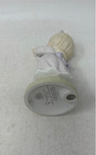 Load image into Gallery viewer, Enesco Precious Moment Sharing A Gift Of Love 1991 Limited Edition Figurine
