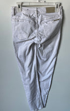 Load image into Gallery viewer, Armani Exchange Womens White Denim Light Wash Skinny Leg Jeans Size 25S
