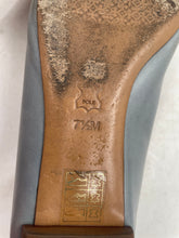 Load image into Gallery viewer, Authentic Tory Burch Womens Fairford Blue Leather Ballet Flats Size 7.5M Stained
