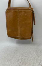 Load image into Gallery viewer, American Leather Co. Womens Brown Kansas Inner Pockets Flap Crossbody Bag
