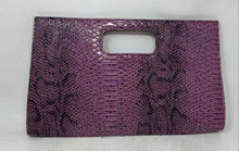 Load image into Gallery viewer, Unbranded Womens Dark Purple Snakeskin Print Faux Leather Clutch Handbag
