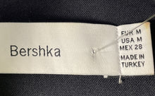 Load image into Gallery viewer, Bershka Womens Black Sleeveless Pockets Casual Button Front Vest Size Medium
