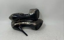 Load image into Gallery viewer, Guess Womens Locklyn Silver Tone Peep Toe Stiletto Platform Heels Size 7M
