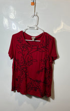 Load image into Gallery viewer, Chico's Womens Red Black Floral Leaf Print Short Sleeve Crew Neck T-Shirt Size 1
