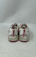 Load image into Gallery viewer, Avia Womens 5000 White Pink Low Top Round Toe Lace-Up Sneaker Shoes Size 6
