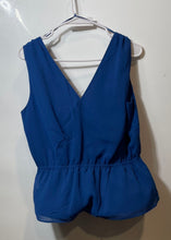 Load image into Gallery viewer, Banana Republic Womens Blue V-Neck Sleeveless Pullover Blouse Top Size Small
