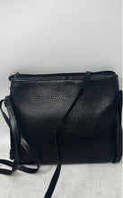Load image into Gallery viewer, Brighton Womens Twister Black Croc Leather Double Strap Zipper Crossbody Bag
