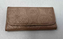 Load image into Gallery viewer, Michael Kors Womens Copper Color Credit Card Slots Trifold Wallet
