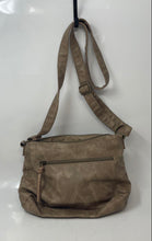 Load image into Gallery viewer, Stone Mountain Womens Brown Adjustable Strap Inner Pocket Crossbody Purse
