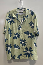 Load image into Gallery viewer, Original Use Mens Green Blue Floral Short Sleeve Button-Up Shirt Size XXL
