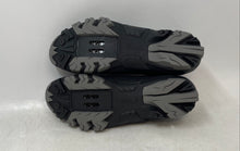 Load image into Gallery viewer, Fizik Mens M6 Black Round Toe Hook &amp; Loop Cycling Shoes Size 8 1/4
