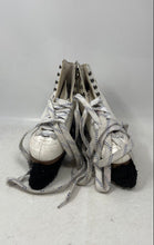 Load image into Gallery viewer, Botas Womens Regina KK44153-5-328 White Lace-Up Round Toe Ice Skates Size 5
