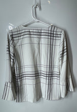 Load image into Gallery viewer, H&amp;M Womens White Black Plaid 3/4 Bell Sleeve V-Neck Pullover Blouse Top Size 2

