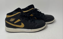 Load image into Gallery viewer, Nike Kids Air Jordan 1 Mid Black Mid Top Lace-Up Sneaker Shoes Size 6.5Y
