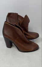 Load image into Gallery viewer, Vince Camuto Womens Franell Brown Leather Block Heel Ankle Booties Size 8M
