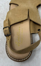 Load image into Gallery viewer, Avellini Womens Beige Leather Open Toe Flat Slingback Sandals Size 8
