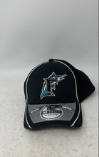 Load image into Gallery viewer, New Era Mens 39THIRTY Black Florida Marlins Stretch Fit Baseball Cap Size M-L
