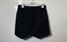 Load image into Gallery viewer, Express Womens Black Asymmetrical High-Waisted Side Zip Short Wrap Skirt Size 6
