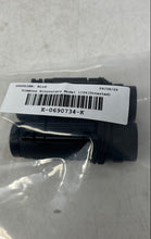 Load image into Gallery viewer, Simmons Model 1156 Black 8x21 Field Of View Compact Binoculars Untested
