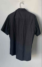 Load image into Gallery viewer, London Fog Mens Black White Printed Collared Short Sleeve Button-Up Shirt Size L
