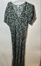 Load image into Gallery viewer, A New Day Womens Multicolor Floral V-Neck Puff Sleeve Midi Shift Dress Size M
