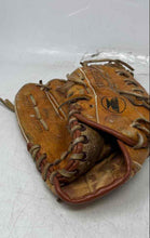 Load image into Gallery viewer, Mizuno MT2012FB Dusty Baker Autograph Brown Leather Lite-Flex LHT Baseball Glove
