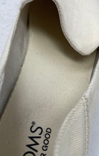 Load image into Gallery viewer, Toms Womens Carolina Beige Slip-On Espadrille Sneaker Shoes Size 11
