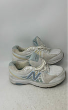 Load image into Gallery viewer, New Balance Womens 847 V2 WW8477WT2 White Blue Running Shoes Sz 8.5D No Insoles
