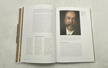 Load image into Gallery viewer, This Is Opera Manon By J. Massenet Book CD And DVD Set Spanish Version
